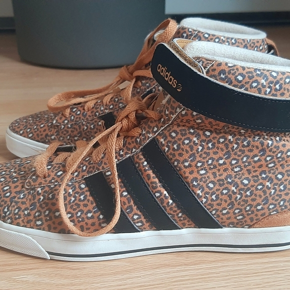 🐆Adidas neo shoes/ leopard 🐆 - Picture 3 of 3